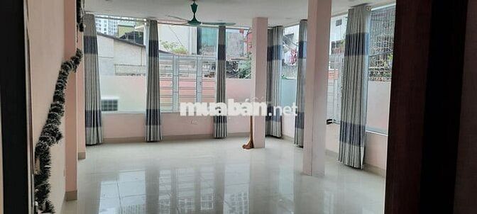 Cho thuê nhà làm VĂN PHÒNG hoặc TIỆM CẮT TÓC, MASSAGE gần Royal City