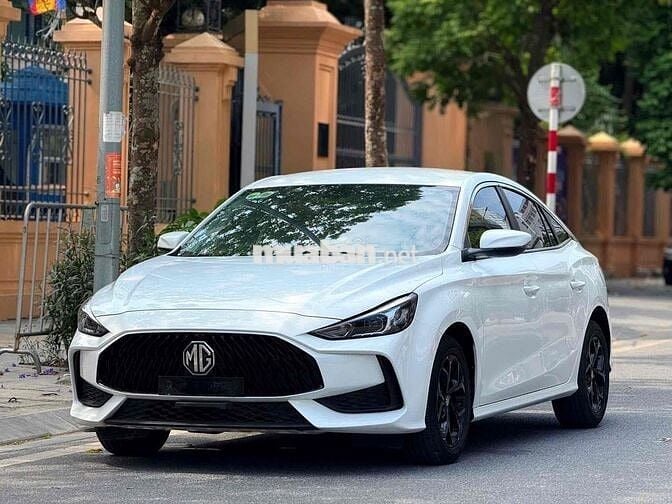 MG MG5 2025