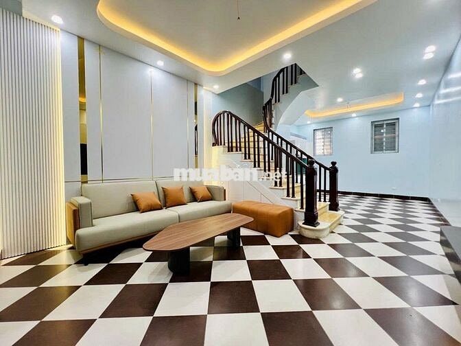 GẤP! NGUYỄN ĐỨC CẢNH NHÀ DÂN XÂY CHẮC CHẮN 35M X4T, ÔTÔ ĐỖ CỬA, 7.3 TỶ