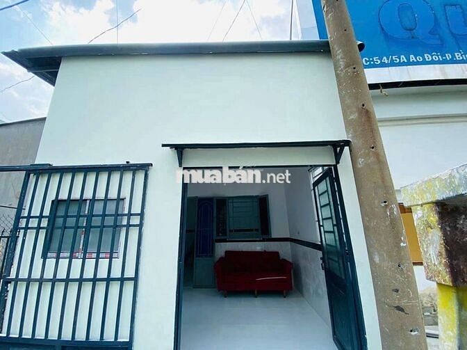 NHÀ NHỎ PHÙ HỢP Ở GIA ĐÌNH TRỐNG SẴN CÓ THỂ Ở LIỀN RIÊNH BIỆT
