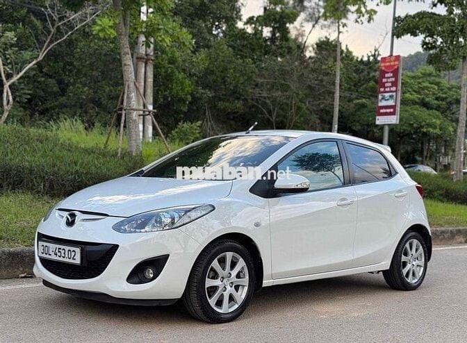 Mazda 2 2014 1.5 AT - 110000 km