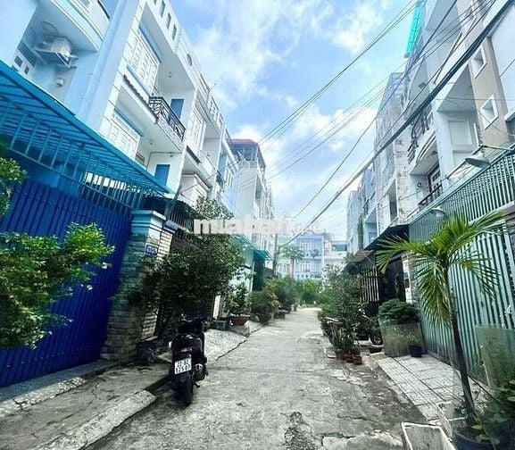 BÁN NHÀ 5 TẦNG, HẺM XE HƠI, 4x13*GẦN UBND LÊ ĐỨC THỌ PHƯỜNG 13,