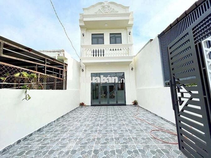 Nhà 1 trệt 1 lầu  gần cầu lớn hóc môn