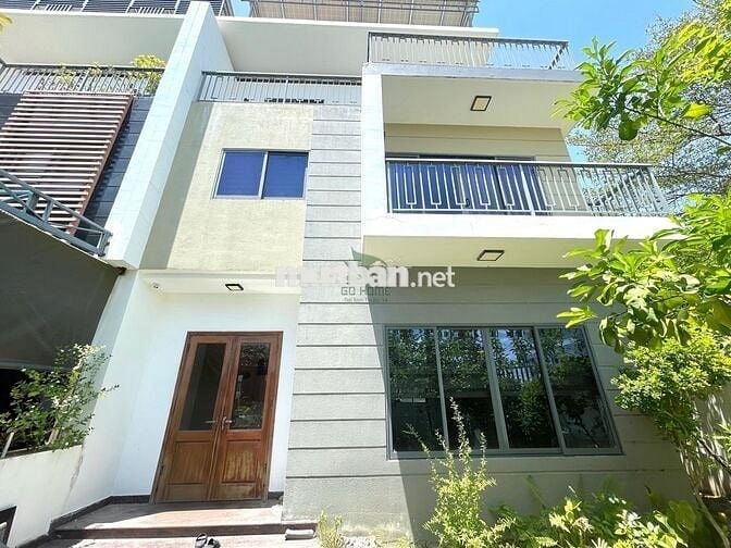 CHO THUÊ BIỆT THỰ 4 PHÒNG NGỦ SÂN VƯỜN LÔ GÓC KHU MỸ GIA GIÁ 30 TRIỆU