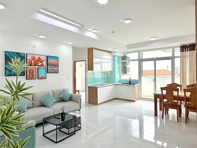 Chính chủ căn 82m2 Hoàng Kim Thế Gia, sổ hồng sẵn, nhà mới, nội thất