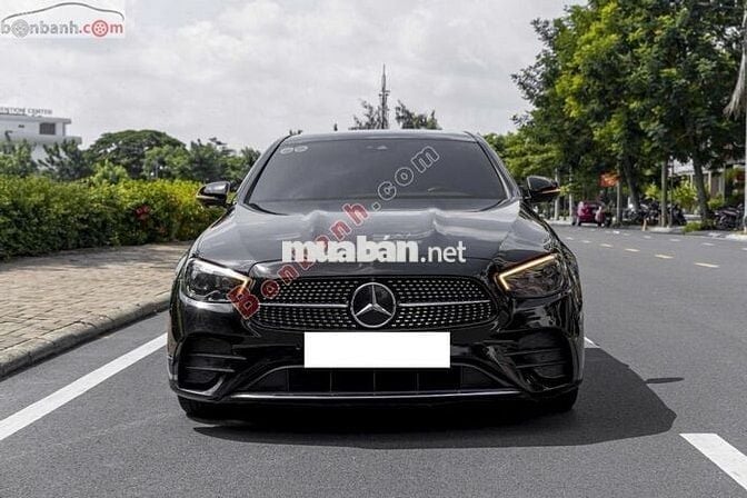 Mercedes Benz E300 AMG 2021 - 1 Tỷ 789 Triệu