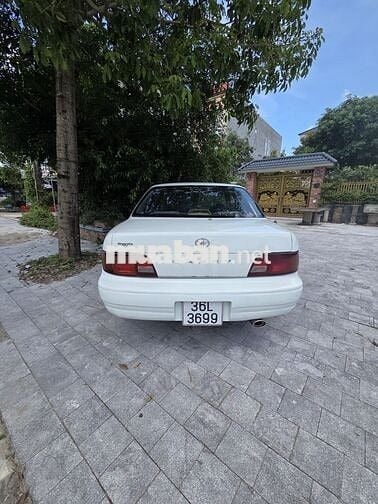 Toyota Camry 1997 LE 2.2 MT - 100 km