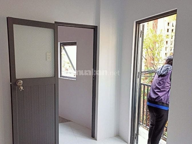 Bán nhà hẻm 1036 Cách Mạng Tháng 8, P5, Tân Bình, DT 22m2, giá 1,82tỷ