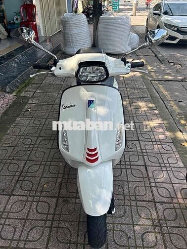 Vespa Sprint 125 ABS 2023 giá tốt