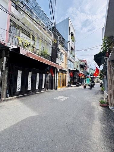 Kiệt ô tô 2 mặt tiền Nguyễn Phươc Nguyên chưa qua đầu tư