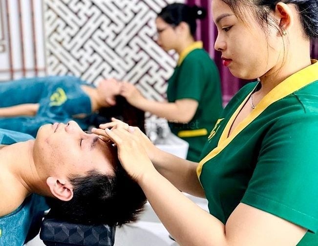 Tuyển nữ gội đầu không cần biết nghề