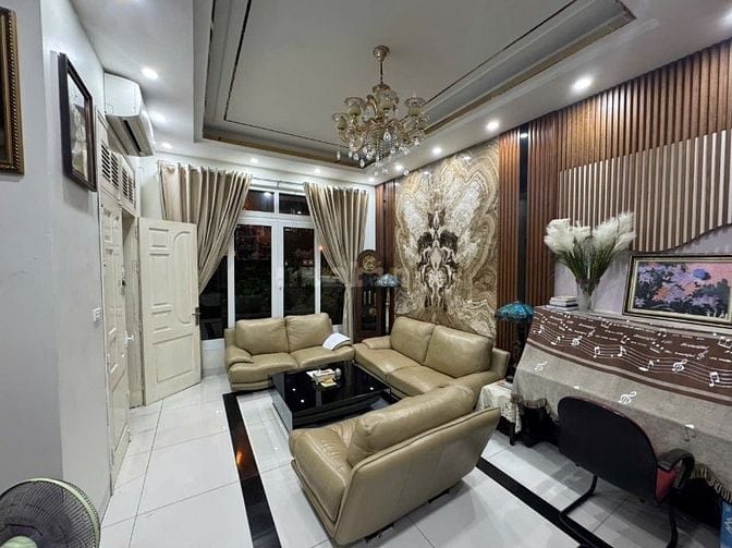 Biệt thự căn góc 4,5T đẹp  Ô Đồng Lâm-Hồ Ba Mẫu cách ô tô 30m sát Hồ