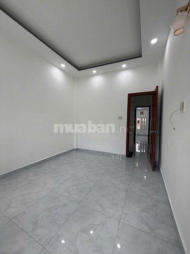 Khu VIP Quận 8 Âu Dương Lân nhà mới vào ở ngay nhà nở hậu . Hẻm xh