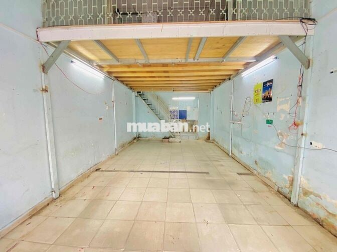 CHO THUÊ NHÀ NGUYÊN CĂN 4X10M VỊ TRÍ NGAY NGÃ 4 KINH DOANH BUÔN BÁN Q7