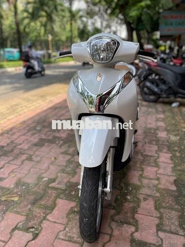 Xe máy Honda SH Mode 2016 màu Trắng Nâu