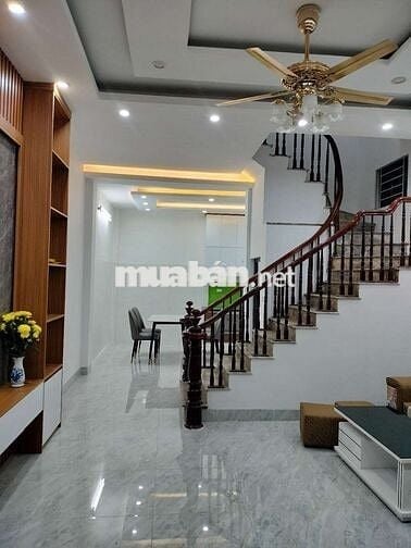 Bán nhà Phú Minh - 42m gần ôtô - full nội thất- hơn 6 tỷ