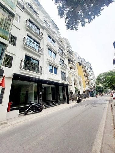 Bán Nhà Mặt Phố Linh Lang - 105M2* 9 Tầng - Cho Thuê 200Tr/ Tháng 