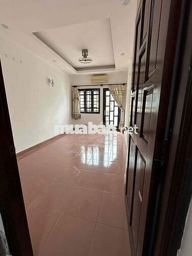 Cho thuê nhà H3G Nguyễn Cảnh Chân, Q1, 3x11m T+3L+3PN+4WC - 18Tr