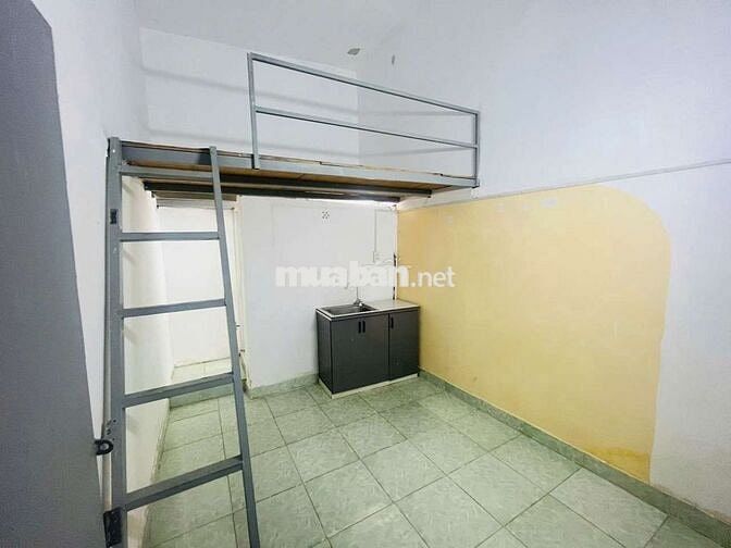 Trọ gác sinh viên - Giá rẻ - Gần cầu Chà Và Q5