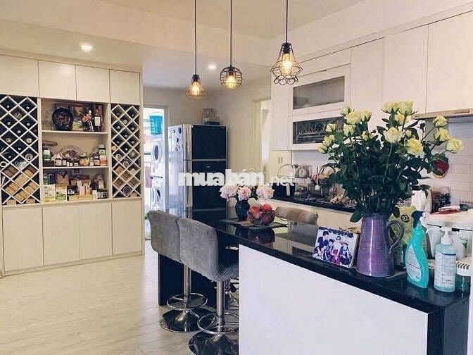 Bán căn hộ 3PN Southbuilding Pháp Vân – Full nội thất giá chỉ 6,8 tỷ!