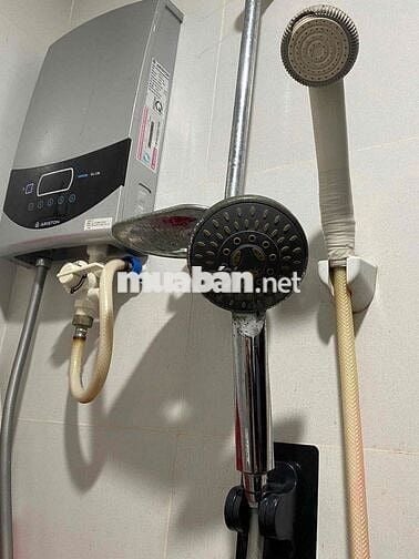 - phòng trọ đường Trung Mỹ Tây 1. gần chợ BHX nhìu trường đại học khác