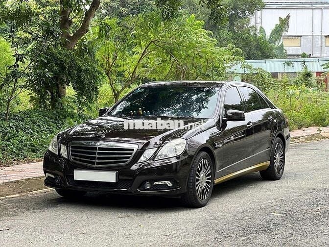 Hàng tốt - Mercedes Benz 2010 E250 AMG