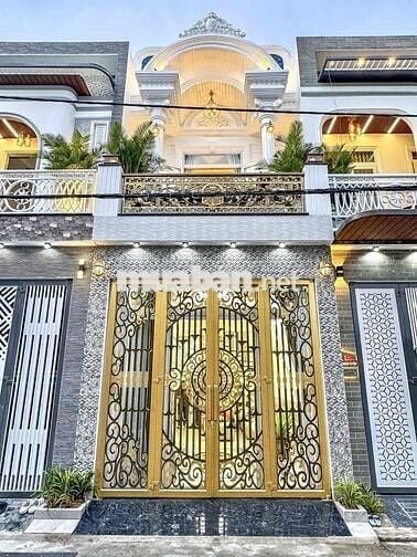 🇻🇳 NHÀ TRỆT LẦU CÓ SÂN ĐẬU Ô TÔ TRỤC CHÍNH LIÊN TỔ 3-4 NG VĂN CỪ 3PN