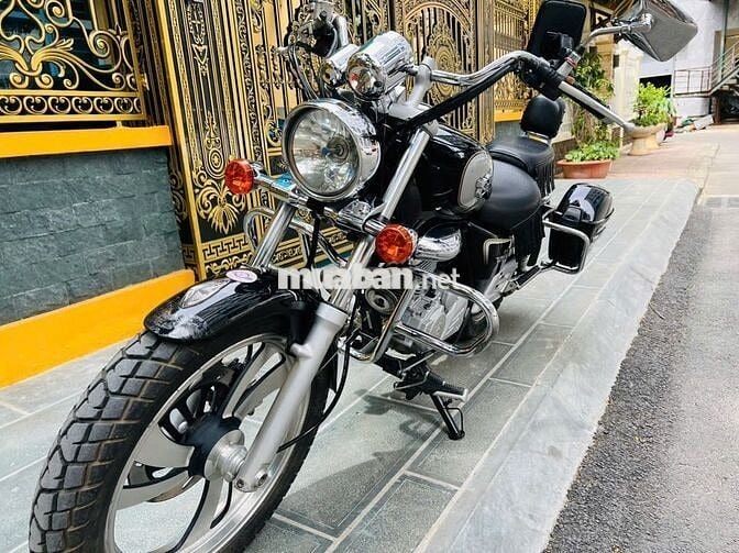 Xe máy Suzuki GZ150-A màu đen đã sử dụng