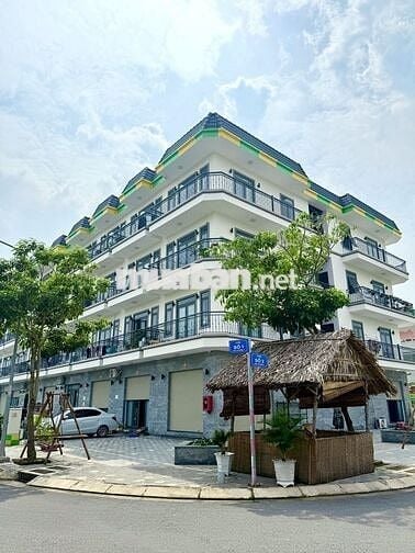 CẦN BÁN GẤP ĐẤT THỔ CƯ 100%, 4.5 x 18.5m, Khu vực Cầu Xáng