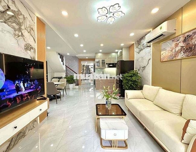 MẶT TIỀN DUY TÂN, P15, PHÚ NHUẬN - 39M2 - NHÀ ĐẸP 2 TẦNG FULL NỘI THẤT
