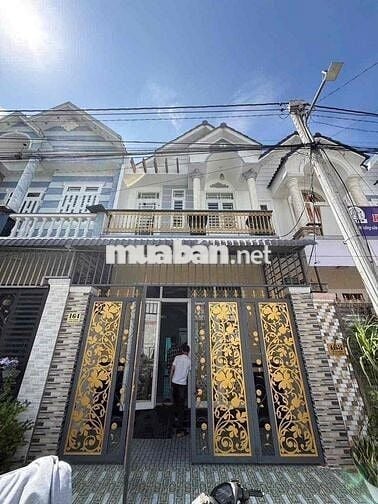 Nhà lầu 2 phòng 2 máy lạnh KDC Quân Báo