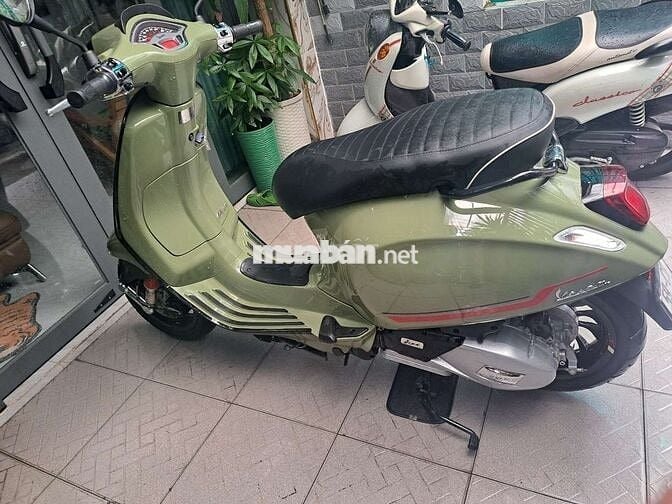Vespa Sprint 2024 Xe Lướt 2 ngàn km. 1 đời chủ