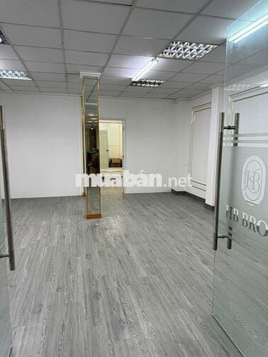Bán Nhà MT Trần Bình Trọng DT: 6*20 104m2, 500 XD