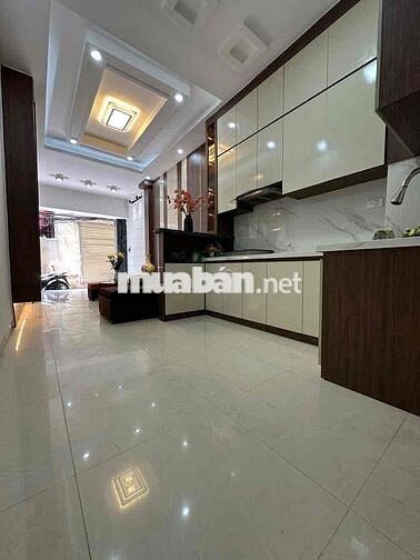Nhà Mới Ba Đình 40m2 - 5 Tầng - Ngõ Thông - Kinh Doanh - Gần Ô Tô