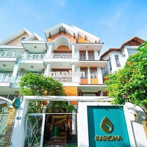 NGANG 8M, NHÀ ĐẸP, CÓ SÂN MẶT TIỀN SỐ 169 HOA LAN QUẬN PHÚ NHUẬN