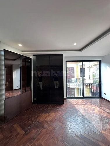 Bán nhà mới xây lô góc ngõ 640 Nguyễn Văn Cừ ,45m2x5T, ngõ ô tô 13,8tỷ