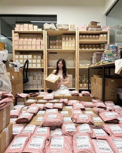 CẦN 2 BẠN PHỤ BÁN HÀNG (đơn giản, ko yêu cầu kinh nghiệm) 