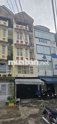 Nhà 4 tầng, xe hơi đậu trước nhà, rộng rãi, an ninh
