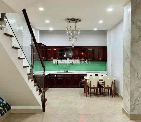 Nhà Đẹp Khu Vip Cư Xá Lữ Gia , DT: 4x15m, 5PN 5WC