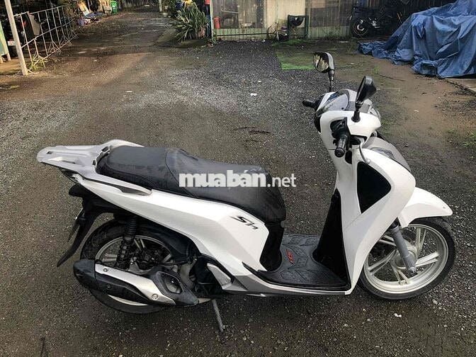Thanh lí Honda SH 125 2018 BSTP xe giá tốt