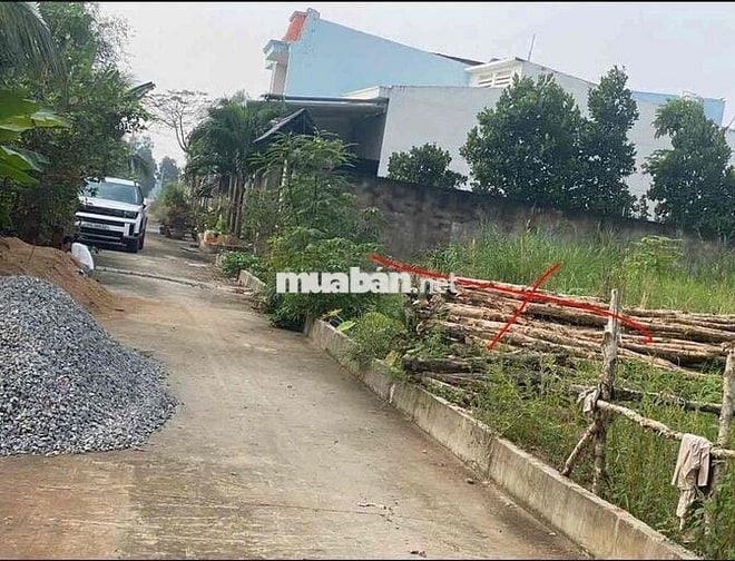 Bán đất thổ 168.6m2 Nguyễn Hữu Trí gần chợ Đệm. Sổ Hồng Riêng chỉ 750t