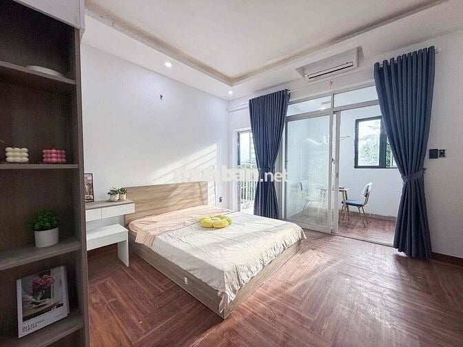Cho Thuê Căn Hộ Ban Công Tách Bếp Full Nội Thất_Phạm Ngũ Lão Quận 1