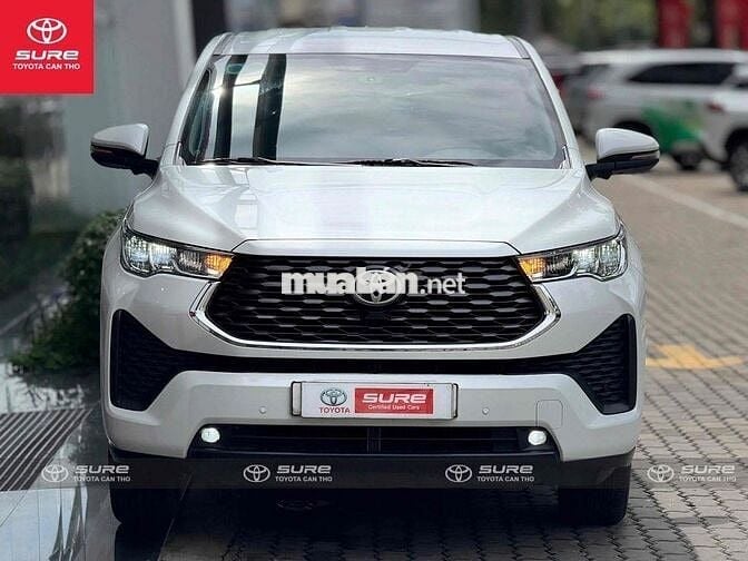 Toyota Innova Cross 2024 - 34.000 km