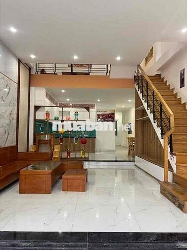 Bán nhà Đô Đốc Tuyết Hoà Xuân Vip