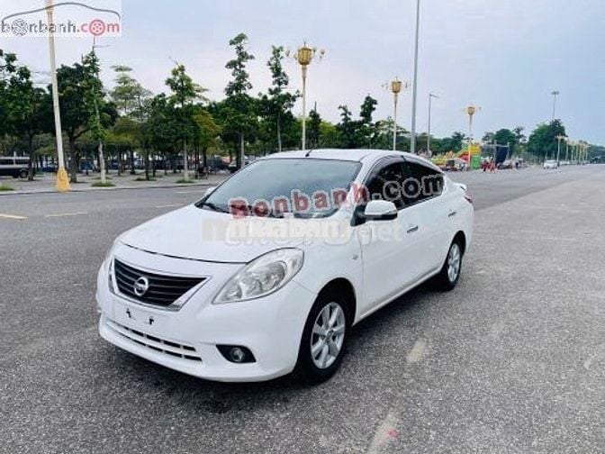 Nissan Sunny XV 2015