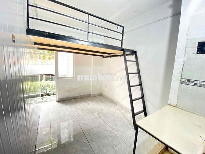CĂN HỘ CÓ GÁC BANCOL NT CƠ BẢN NGAY SÁT BÌNH THẠNH PHÚ NHUẬN