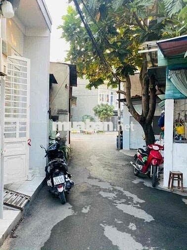 NHÀ NGUYÊN CĂN 1T1L 4X10 2PN ĐƯỜNG TÔ NGỌC VÂN TAM BÌNH THỦ ĐỨC