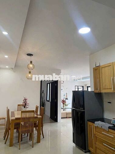 Cho thuê chung cư Sơn Thịnh 1 căn góc 3PN full nội thất 135m2