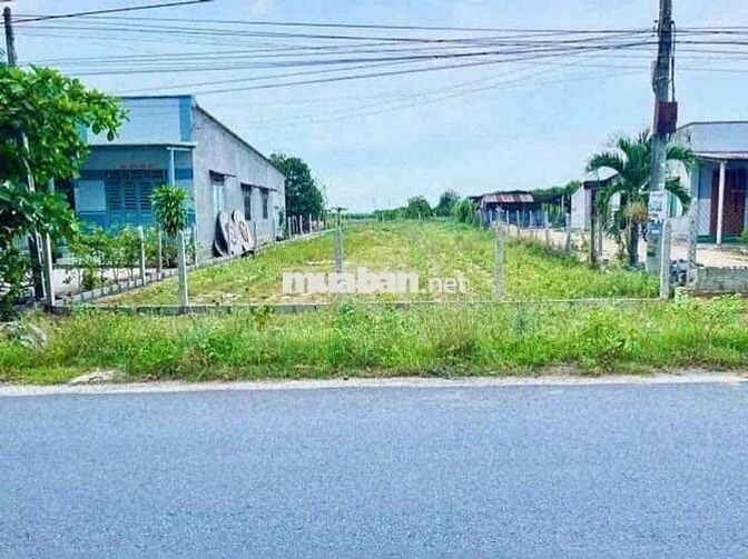 Ông bác muốn ra nhanh miếng đất dưới đây 630TR
