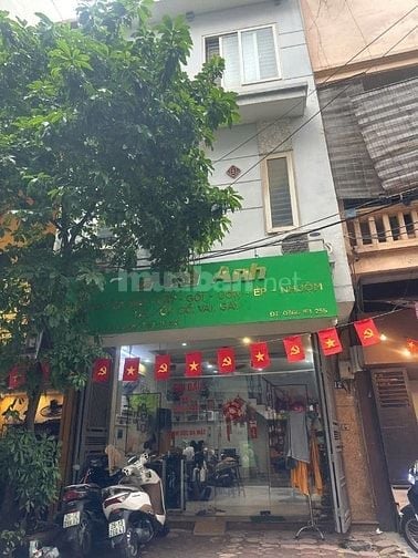 Cho thuê cửa hàng đẹp tầng 1, MT 6m, DT 35 m2